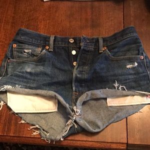 Levi cut shorts. Width 33 and length 38